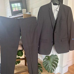 Men's suit
